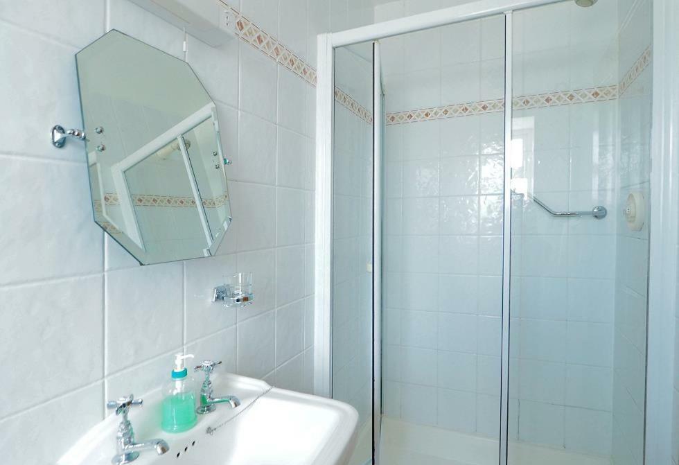 Bed and Breakfast Hillcrest View Килраш Экстерьер фото